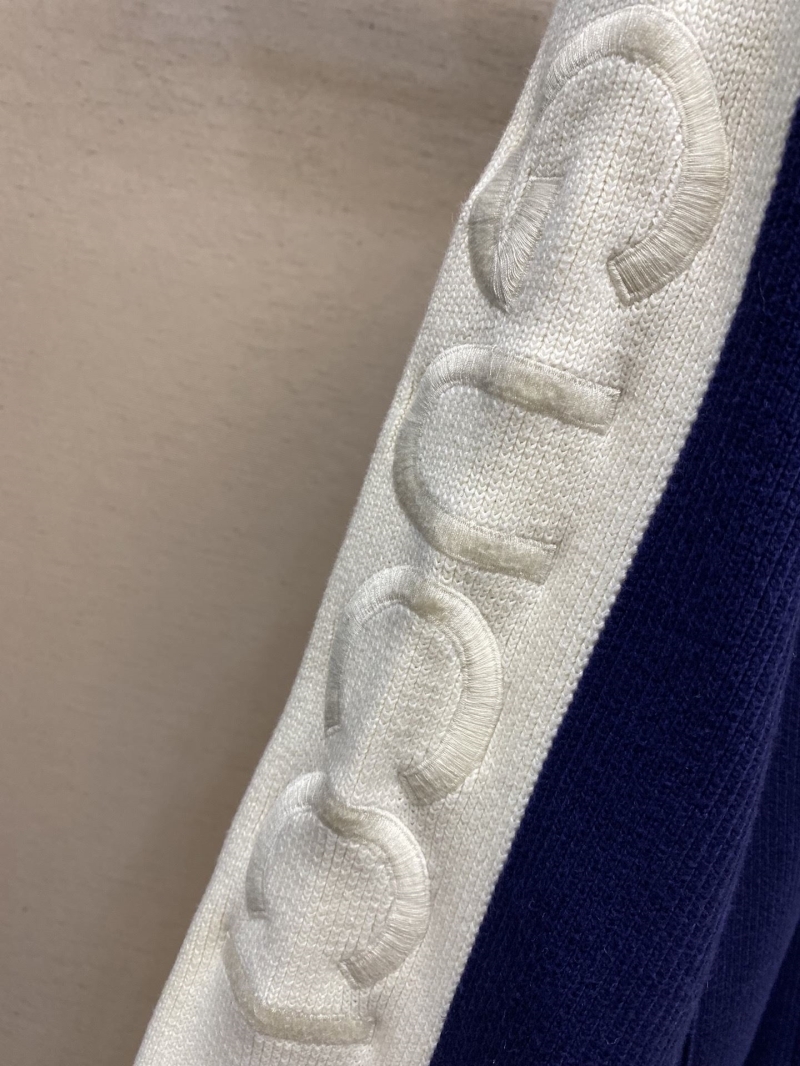 Gvc*1 sweaters